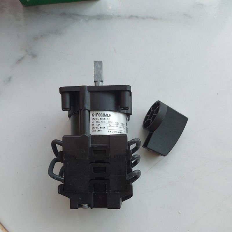 K1F003MLH แอมป์ชีเลคเตอร์ วัดกระแส 3 สาย Schneider