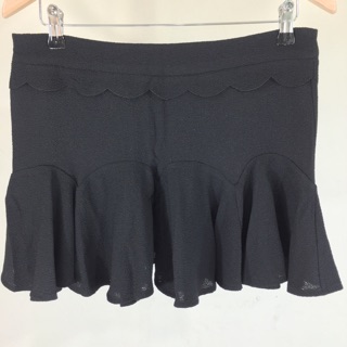 กระโปรงขาสั้น Zara Black Flared Mini Skirt