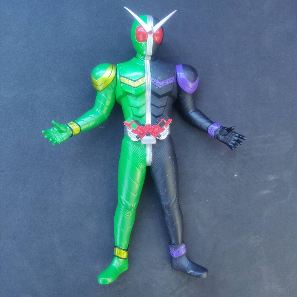 โมเดลขบวนการห้าสี Banpresto Kamen Rider W Super Big Size Soft Vinyl Figure มดแดง kamen rider double 