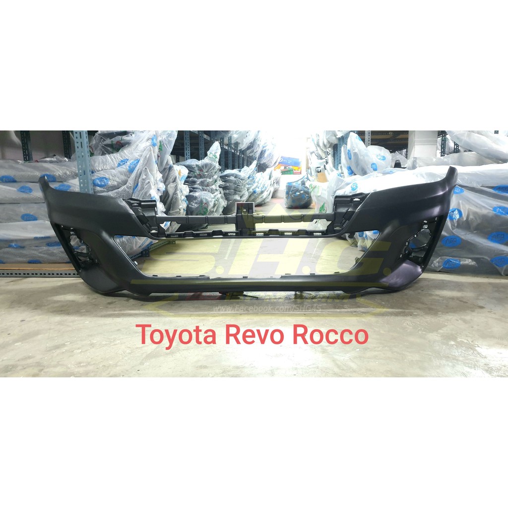 กันชนหน้า Revo Rocco 2018 Toyota รีโว่ ร๊อกโค รุ่นไม่มีช่องลม