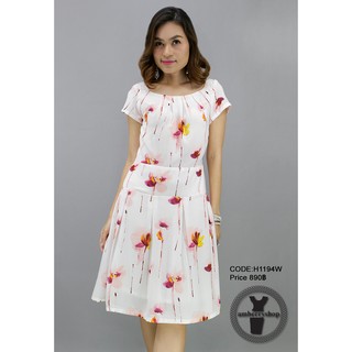 SALE!! เดรสสีขาว พิมพ์ลายดอกไม้ ทรงเอจีบทวิส:H1194W