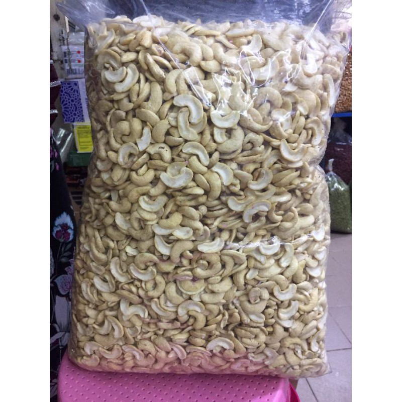 เม็ดมะม่วงหิมพานต์ดิบเม็ด​ซีก 500กรัม​