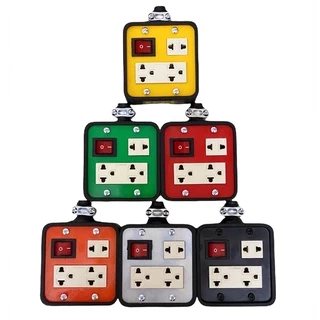 บล๊อคยางพาราแท้ 3 ช่องเสียบ สวิตซ์แลมป์ มีไฟ 4x4GPS-L ปลั๊กสนาม (Without power cord)