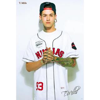 Travis Mills, โปสเตอร์นักร้องต่างประเทศ AM/EU