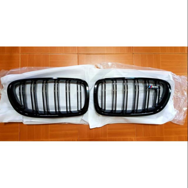 กระจังหน้า BMW ทรงM5 FOR BMW F10 มีโลโก้M5