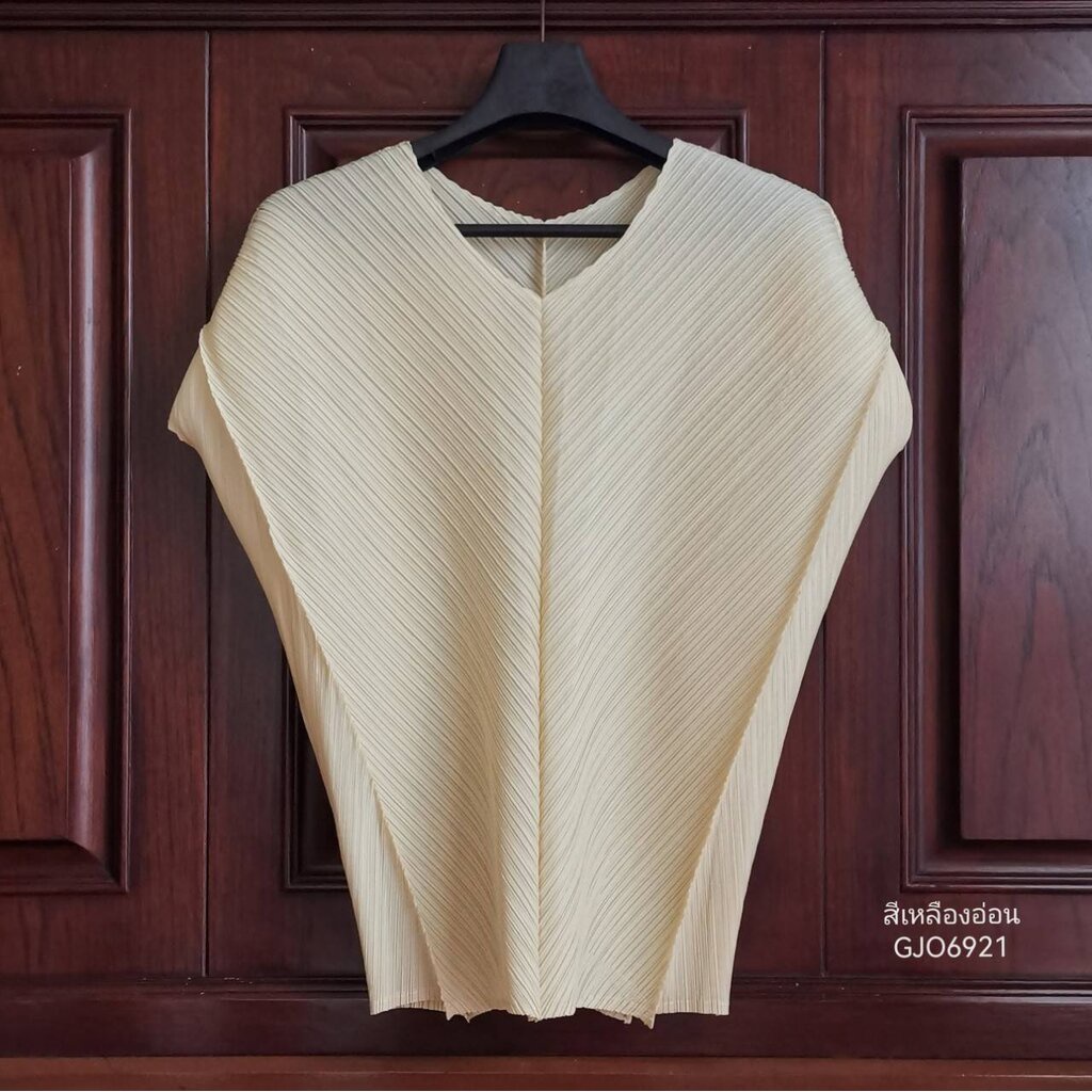 มาใหม่ ครบสี 2MUAY PLEAT เสื้ออัดพลีทงานคุณภาพ V NECK BASIC PLEAT TOP ...