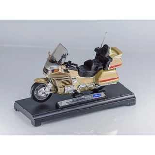 โมเดลรถมอเตอร์ไซค์ Honda GOLD WING สเกล1:18 รายละเอียดสวยเป็นงานโมเดลสำหรับตั้งโชว์