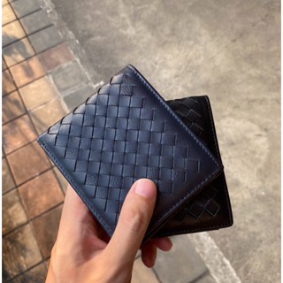 Woven Lambskin Short Wallet กระเป๋าสตางค์หนังแกะสานแท้