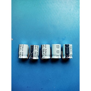 C.คอนเดนเซอร์ 47 uF 250 V (ราคาตัวละ 60 บาท)