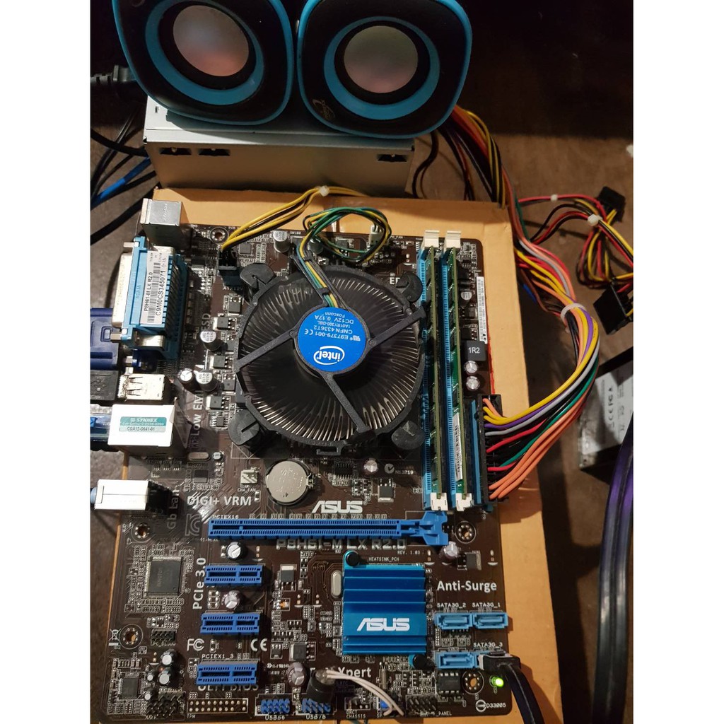 ASUS P8H61-M LX R2.0  +  I3 2100  (ซิ้ง+ ฝาหลัง)