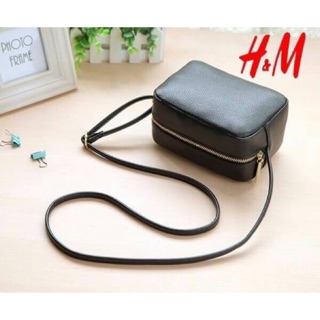 กระเป๋าสะพาย HM mini cross body bag