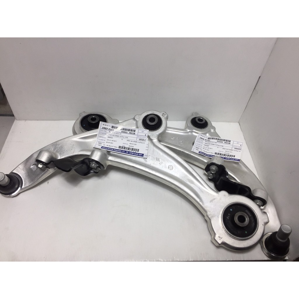 ชุดปีกนกล่างซ้าย-ขวา NISSAN TEANA J32 MR20, VQ25 (อะไหล่แท้ NISSAN) 54500-JN02B-54501-JN02B