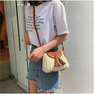 กระเป๋าสาน Tassel bag ตกแต่งพู่ ( A98 )