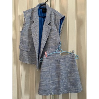 blazer set เซทสุดปัง เสื้อblazerผ้า Chanel สีฟ้าขาว มาพร้อมกระโปรง miniskirt