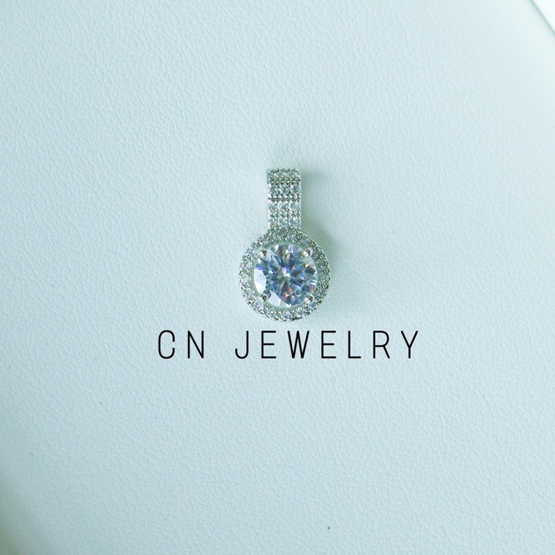 จี้คาร์เทียสีเงิน 👑รุ่นAZ-01 แถมฟรีตลับทอง CN Jewelry จี้เพขรCZ จี้แบรนด์ จี้สร้อยคอ จี้งานแบรนด์
