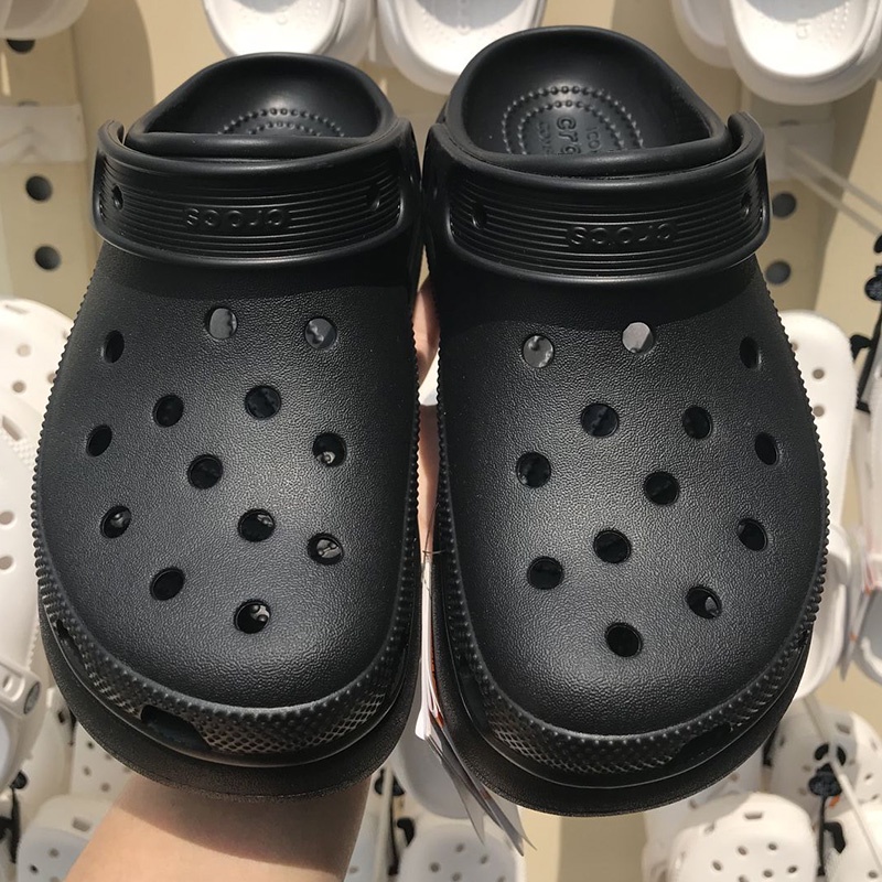 cross แท้ CLASSIC CRUSH CLOG รองเท้า cross แท้ผู้หญิง ส้นหนา 7 ซม. เสริมส้น เหมาะกับเดินชายหาด สไตล์คลาสสิก สําหรับผู้หญิง 207521