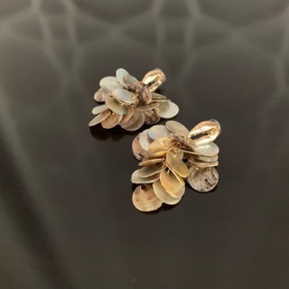 Shell earings (สินค้าถ่ายจากงานจริง)