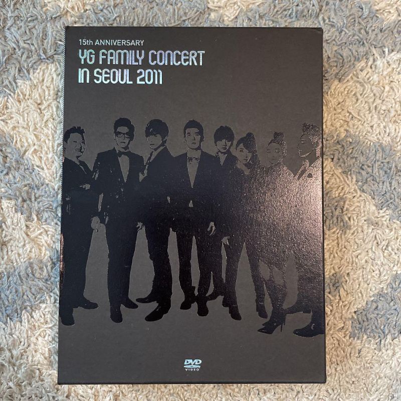 ชุดแผ่นดิสก์ YG FAMILY 2011