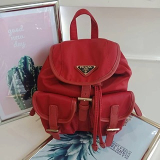 💯 Dont Miss! PRADA MINI BACKPACK with chain  จากพรีเมี่ยมกิ้ฟจากเคาน์เตอร์แบรนด์🍭