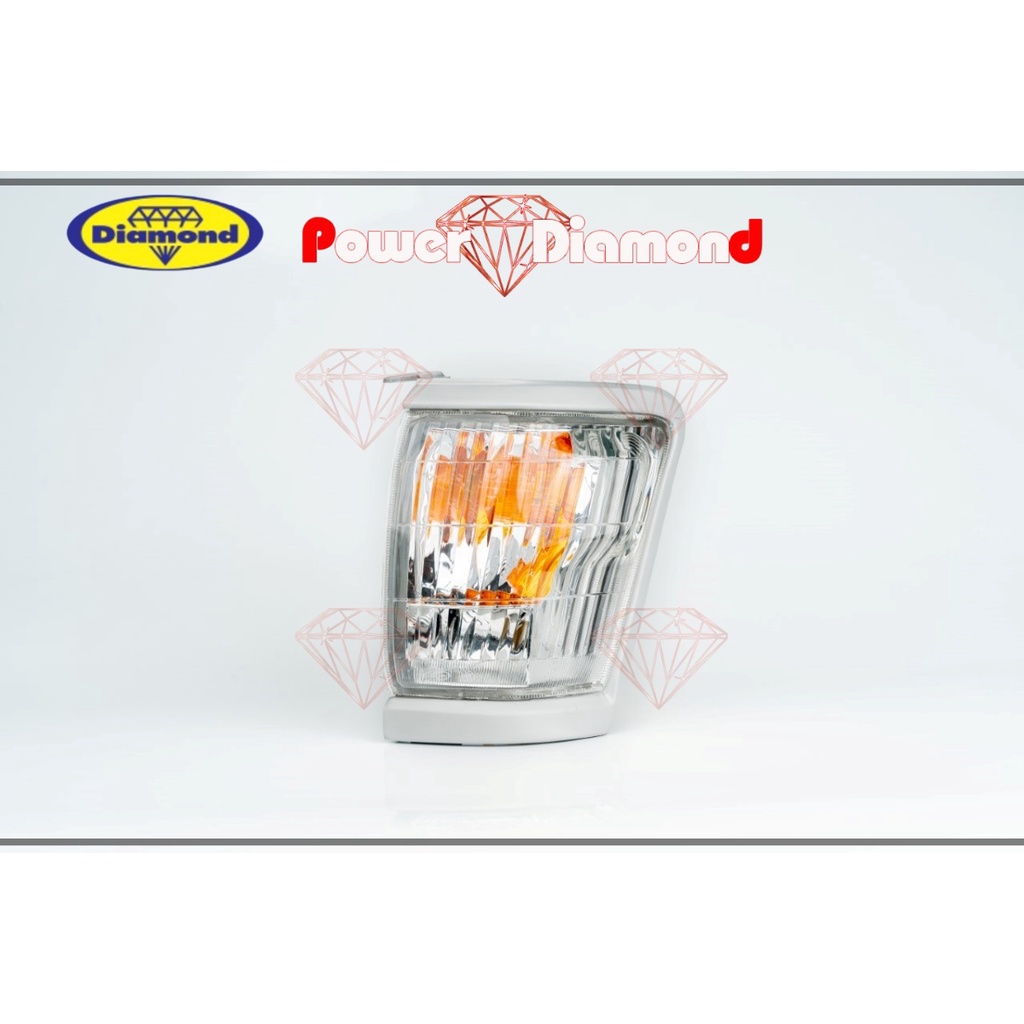 เสื้อไฟเลี้ยวมุม ไฟเลี้ยว ไฟหรี่มุม เสื้อไฟมุม TOYOTA HILUX TIGER ปี 1999 - 2001 ฝาใส สีบรอนซ์ สีเงิน โตโยต้า ไทเกอร์