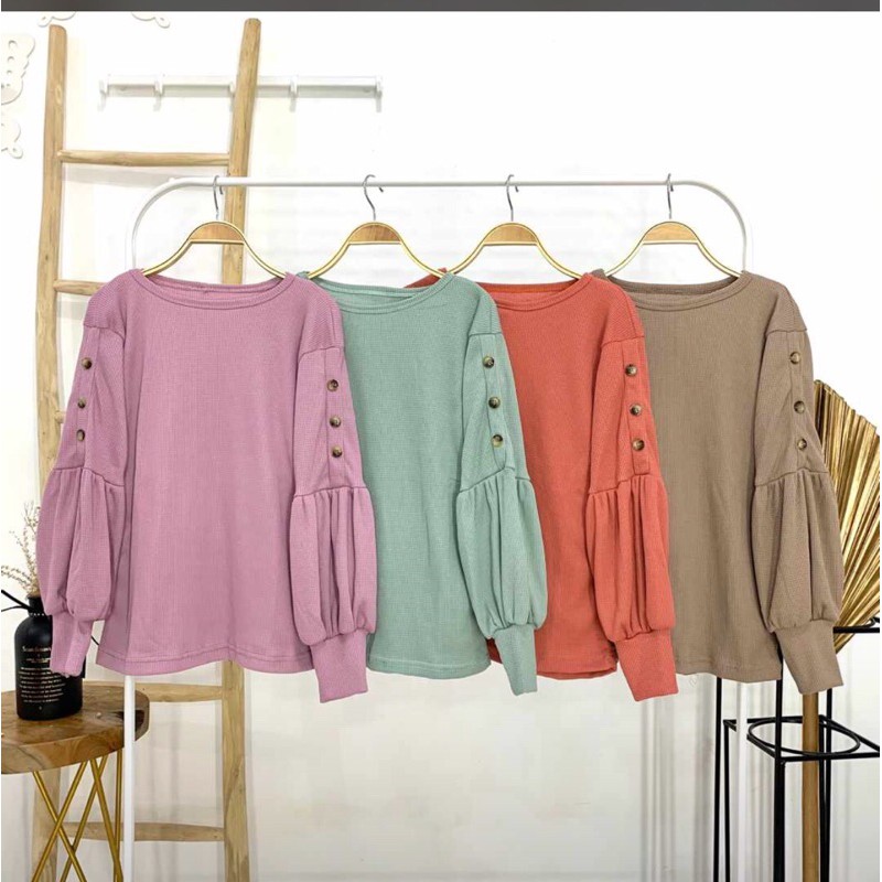 Uniqlo KNIT เสื้อนัวเนีย