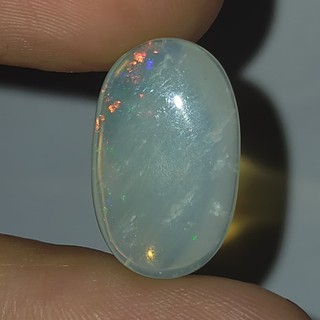 พลอย โอปอล ออสเตรเลีย ธรรมชาติ แท้ ( Natural Solid  Opal Australia ) หนัก 4.00 กะรัต