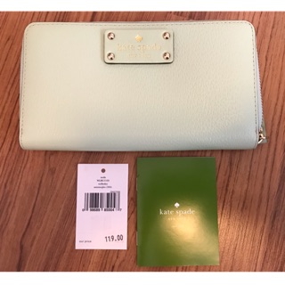 กระเป๋าสตางค์ Kate spade ไม่เคยใช้เลย ขอส่งต่อ 2,000 บาท สีเขียวมิ้้นท์ (เหนียวทรัพย์)