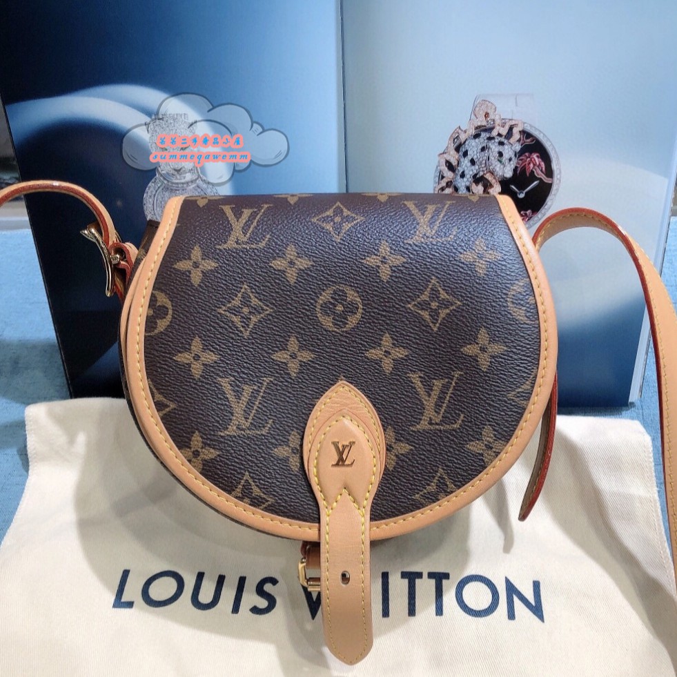 Louis Vuitton LV Tambourin bag new Brown Leather ref.234843 - Joli Closet