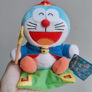 ตุ๊กตา โดราเอม่อน นั่งพรม พ่อมด Doraemon Witcher Magic ขนาด7นิ้ว งานสวยมาก มีตำหนิที่สกรีนตรงพรม เริ่มร้าว นอกนั้นสวย