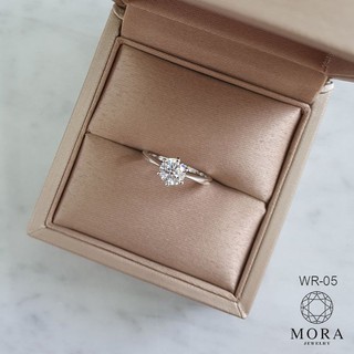 💍✨WR-05 แหวนเพชร CZ 0.8 ct. (6 mm) แหวน cz แหวนเพชรเม็ดเดี่ยว เครื่องประดับออกงาน เทียบเพชรแท้ By Mora Jewelry Diamond