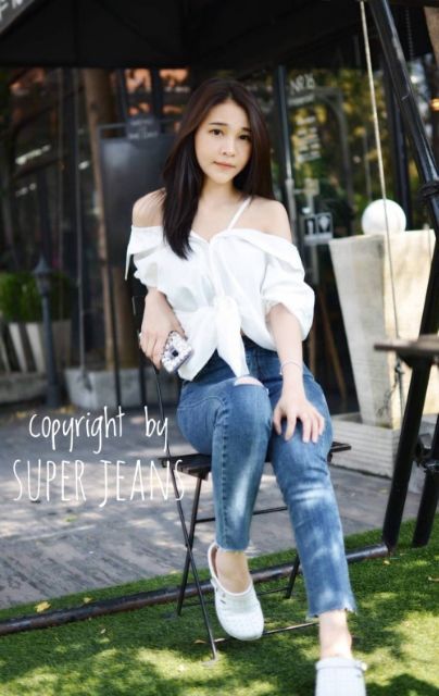 กางเกงยีนส์ สไตล์เกาหลี ขาดเส้น (No.6806)