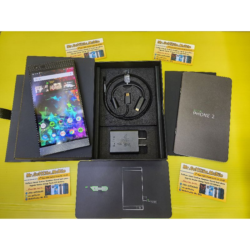 Razer Phone 2 (RAM 8GB Rom64 GB) เครื่องศูนย์ไทยมือสองสภาพพอได้คอเกม ROV คอเกมทุกท่านไม่ควรพลาด