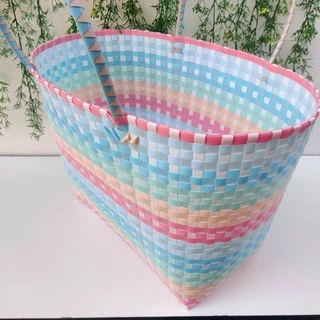 กระเป๋าสานเส้นพลาสติก สวยๆ ซุปเปอร์จัมโบ้ กว้าง25.5ยาว46สูง37CM ขอบปากกระเป๋า