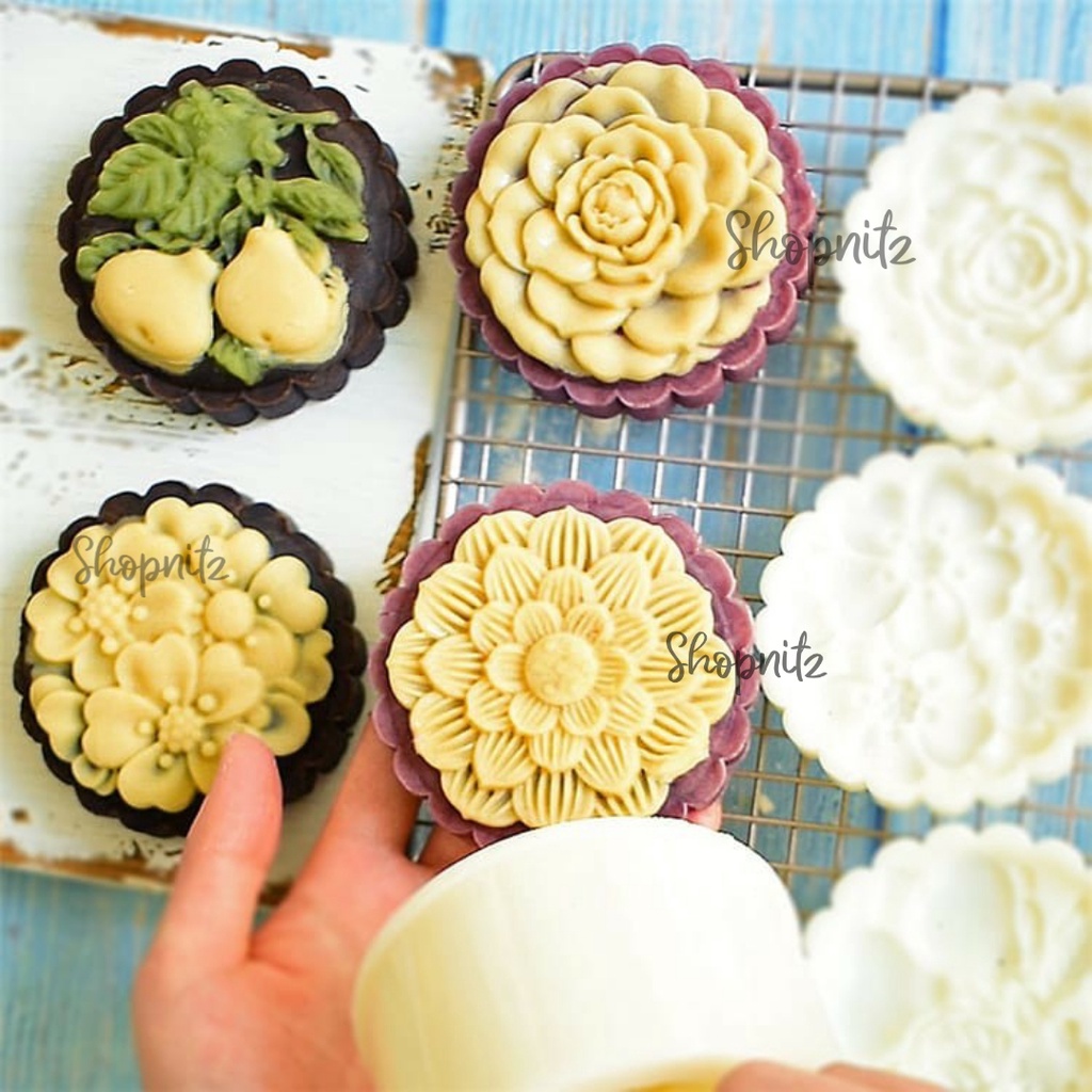 แม่พิมพ์กดขนมไหว้พระจันทร์ PREMIUM-FLOWER (150gr) (4pc)