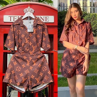 YPY Set ชุดเซ็ตขาสั้น 2 ชิ้น ผ้าเชิ้ตคอตตอนพิมพ์ลายสวย ทรงเป๊ะ สีน่ารัก ลุคสวยหรู ดูแพง แอบคุณหนูเบาๆ