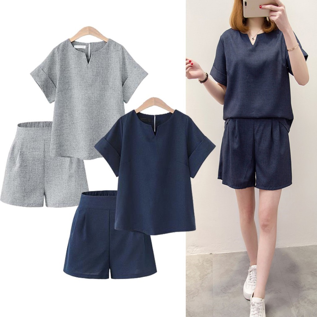 ราคาถูกที่สุด ชุดเซท 2 ชิ้น เสื้อคอวีแขนสั้น ดีเทลพับแขน + กางเกงขาสั้น เอวสม็อคยางยืดมีกระเป๋าข้าง แฟชั่นชุดลำลองใส่เ
