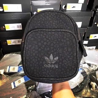 ดำ adidas mini backpack "โลโก้ดำ" 🖤แท้ 💯%