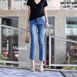 Mid-rise jeans