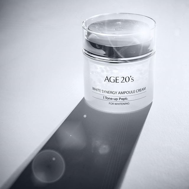 AGE 20s ครีมบำรุงผิวหน้าจากเกาหลี White synergy ampoule cream 50ml