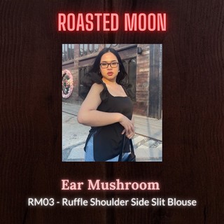 Roasted Moon - เสื้อผ้าสาวอวบอ้วนไซส์ใหญ่ - Ruffle Shoulder Side Slit Blouse - เสื้อแขนระบายผ่าข้างน่ารักไซส์ใหญ่มีสไตล์