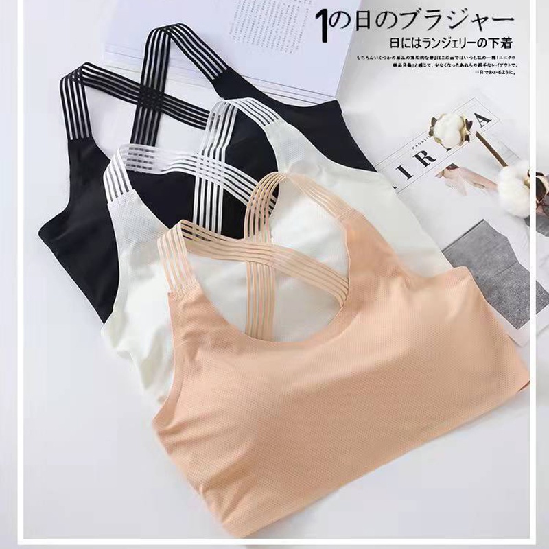 ชุดชั้นในหญิง มาแรง แบบสวม Freesize เหมาะสำหรับอก 28-38 นิ้ว