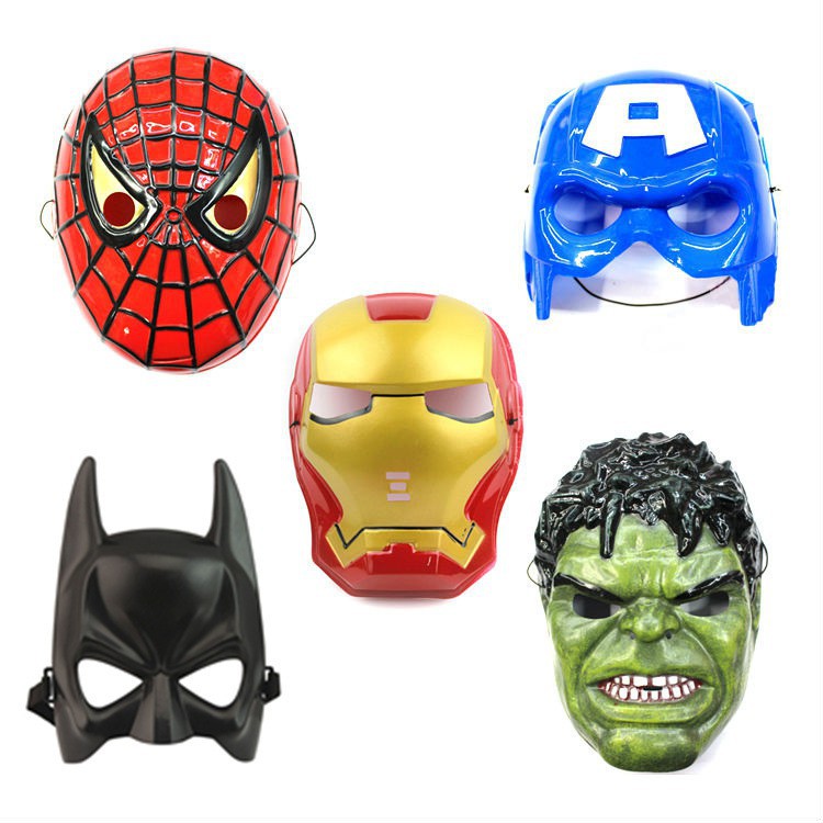 หน้ากากคอสเพลย์สําหรับตัวละครภาพยนตร์: Superhero Squad of Spider-Man, Iron Man, Batman, และ Remote Giants