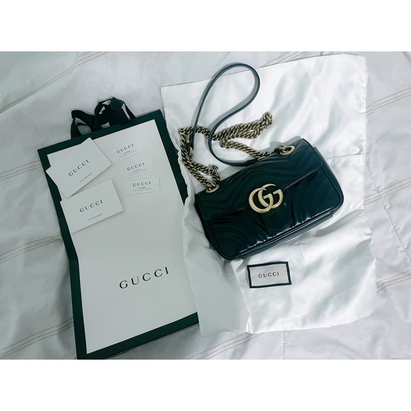 Used like new Gucci Marmont 22