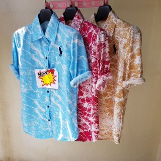 เสื้อเชิ้ตคอปก แขนยาว ผ้าไหมญี่ปุ่น มีให้เลือก 3 สี มีสีฟ้า มีสีแดง มีสีครีม โปรโมชั่น 100 บาท หมดแล้วหมดเลย