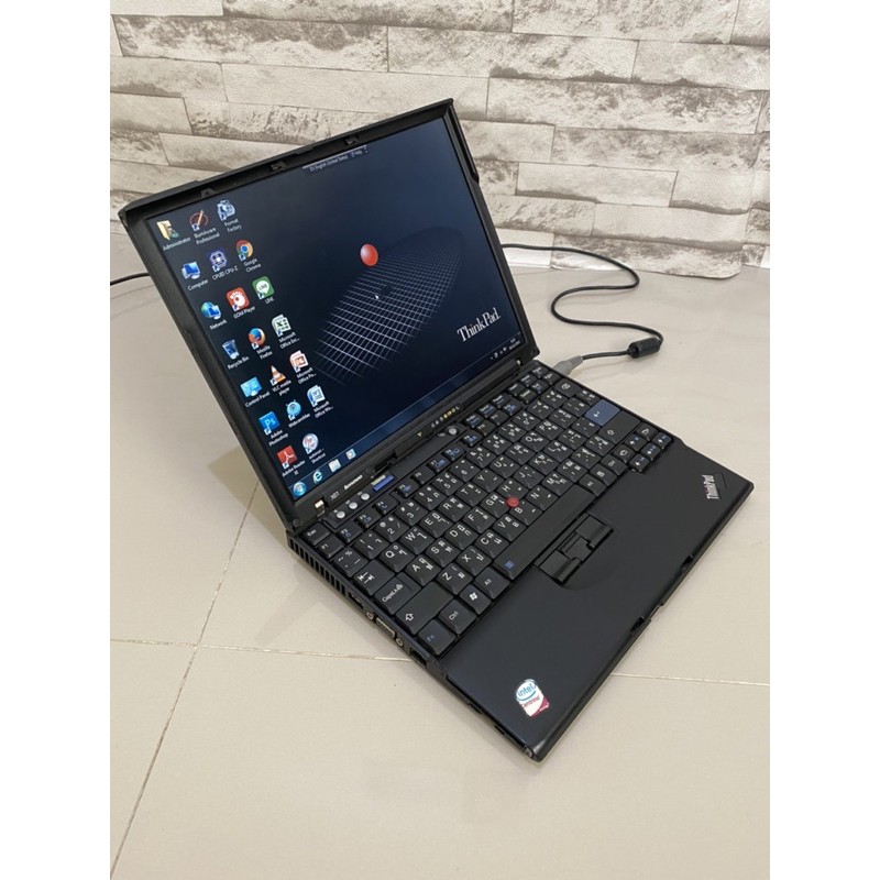 Lenovo ThinkPad X61  core 2 Duo T7100  จอ 12.1 นิ้ว โน๊ตบุ๊คมือสอง พร้อมใช้งาน