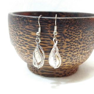 ต่างหูมุกแท้ ลายตะกร้อ ร้านมุกศรีทอง Srithongpearls สินค้า OTOP พังงา