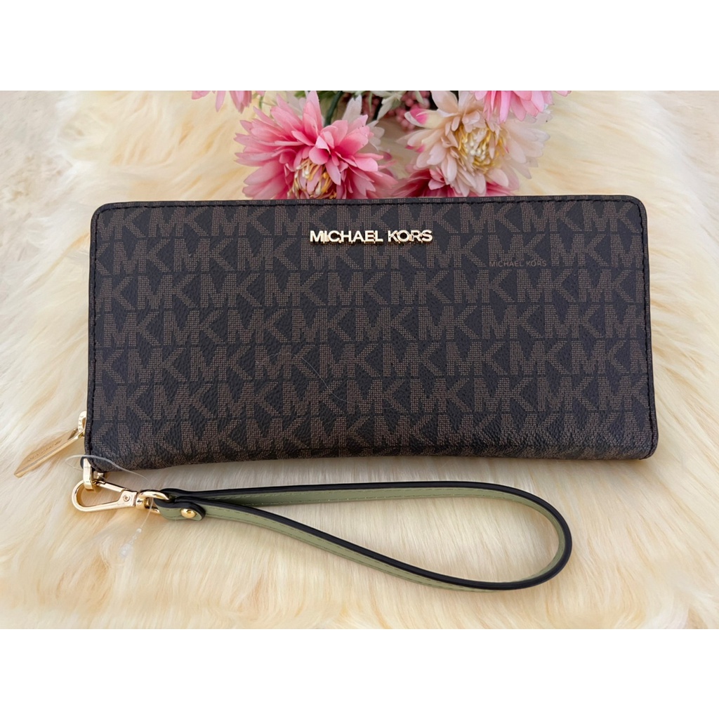 กระเป๋าเงิน MICHAEL KORS  JET SET TRAVEL 35F8GTVT3B  LIGHT SAGE  LG TRVL CONTINENTAL