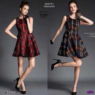 Dress เดรสแขนกุดลายสก๊อต (5233)