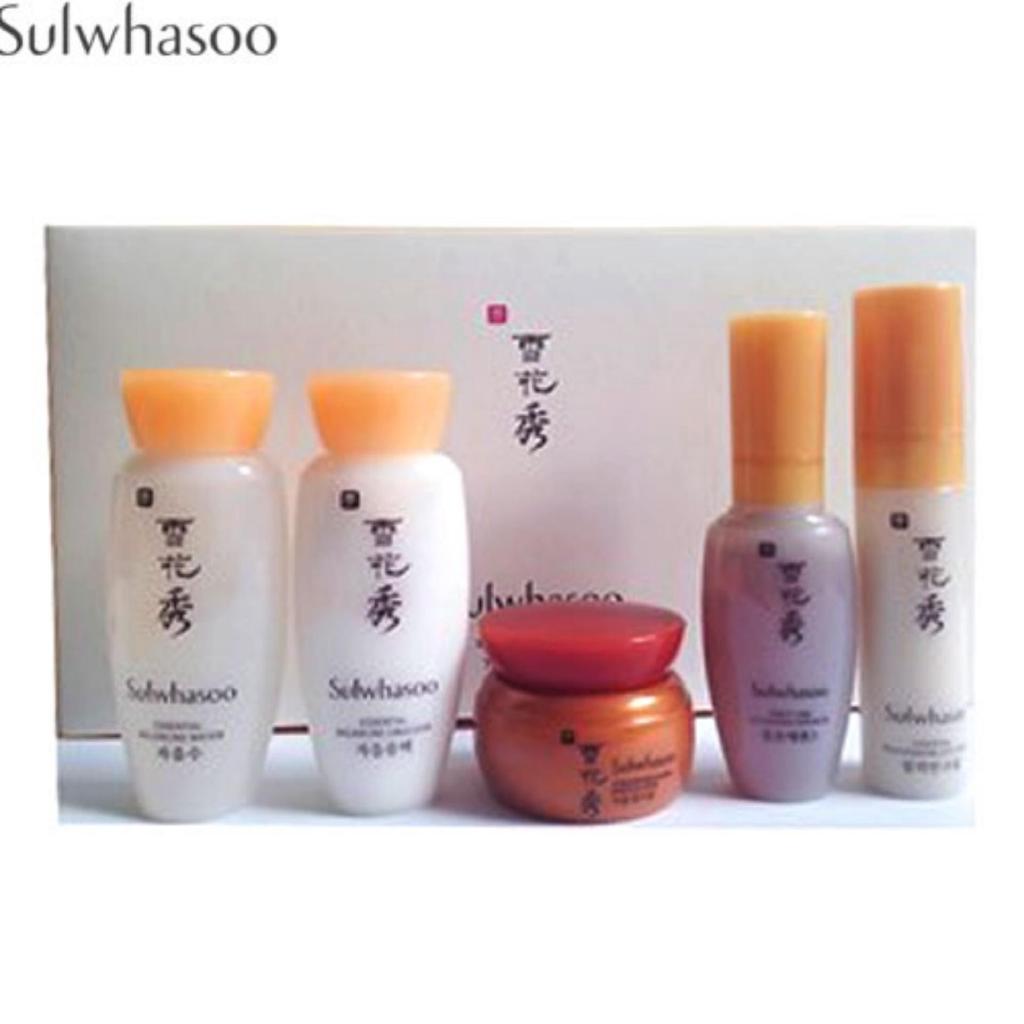 Sulwhasoo ชุดเครื่องสำอาง 5 ชิ้น