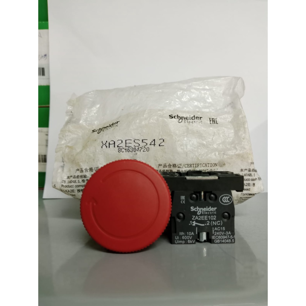 MERAH Schneider สวิตช์ฉุกเฉินไฟฟ้า 40 มม. 1NC สีแดง XA2ES542 XA2 ES542